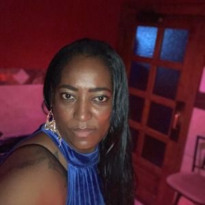 Meet your Posher, Xiomara